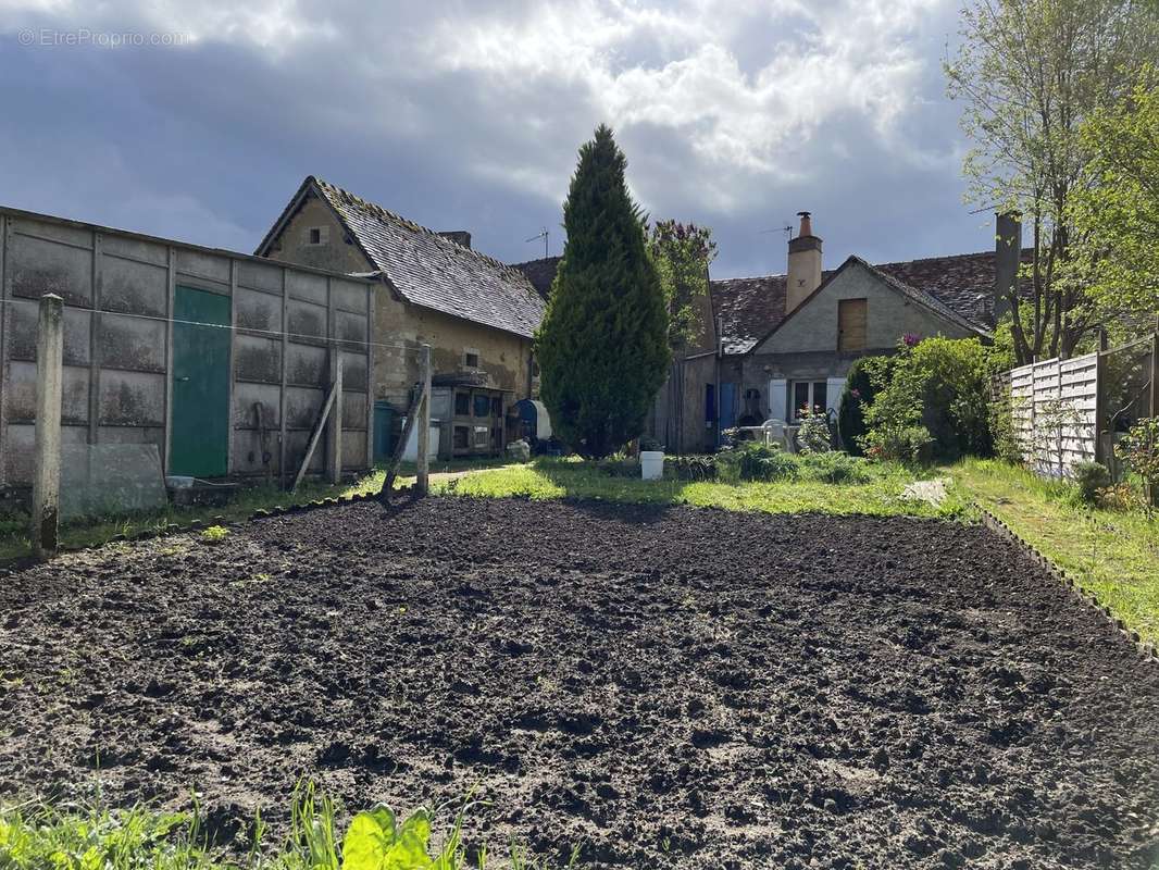 Jardin - Maison à PREVELLES