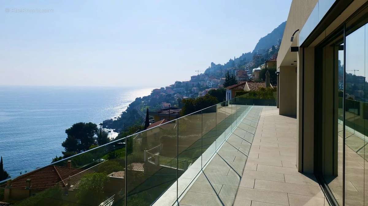 Maison à ROQUEBRUNE-CAP-MARTIN