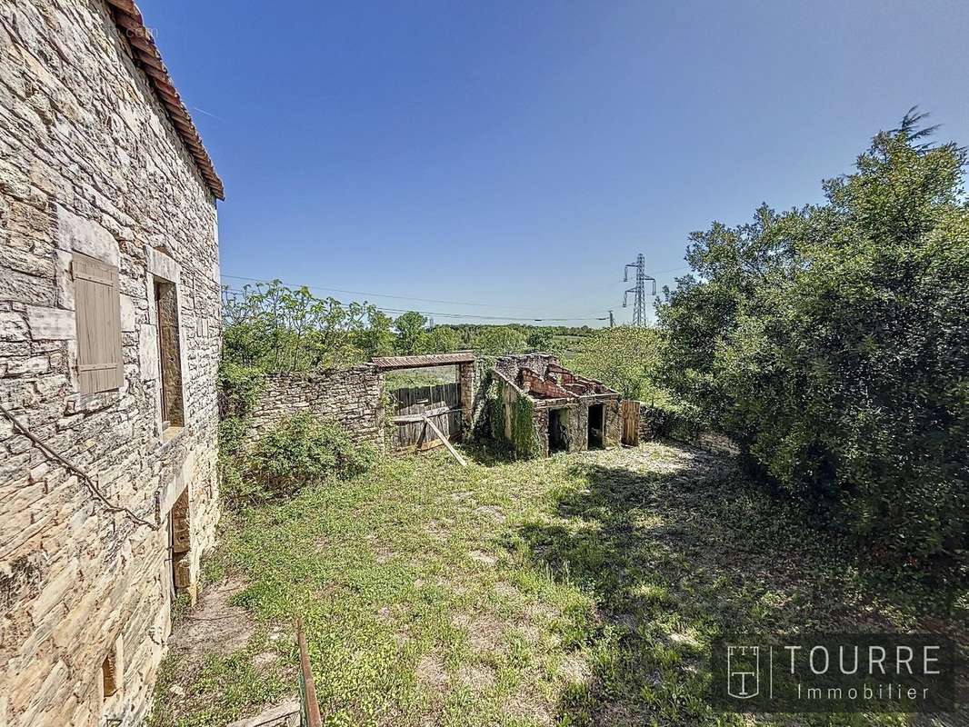 Maison à BARJAC