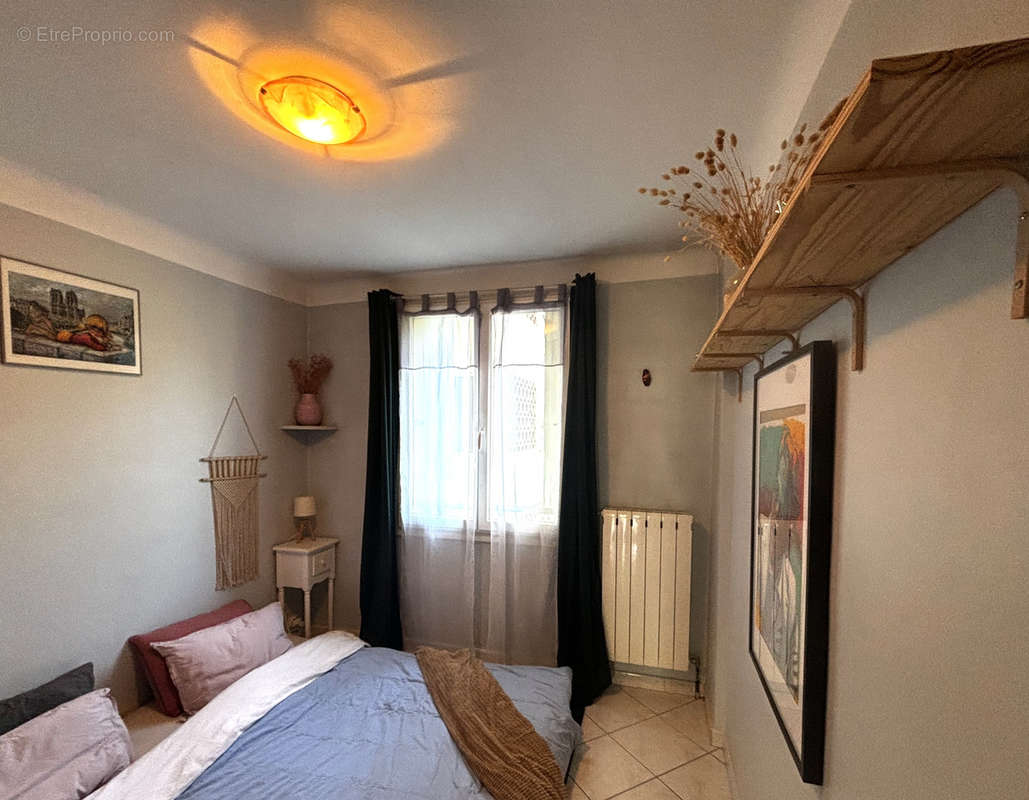 Appartement à MARSEILLE-11E