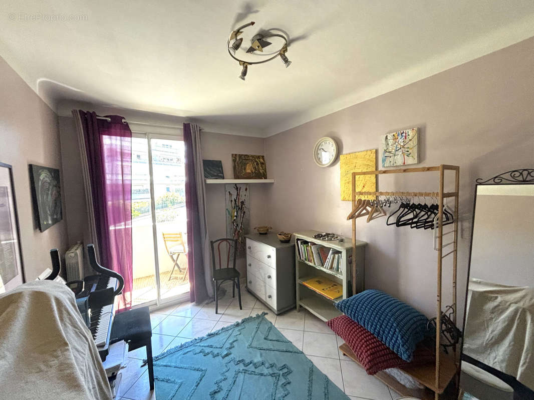 Appartement à MARSEILLE-11E