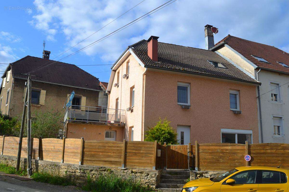 Maison à SAINT-HIPPOLYTE