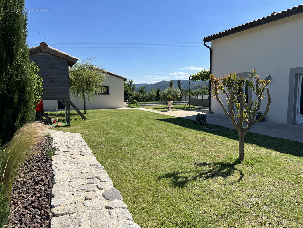 Maison à SAINT-PERAY