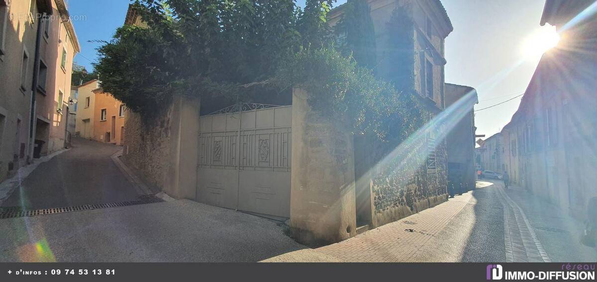 Maison à SAINT-QUENTIN-LA-POTERIE