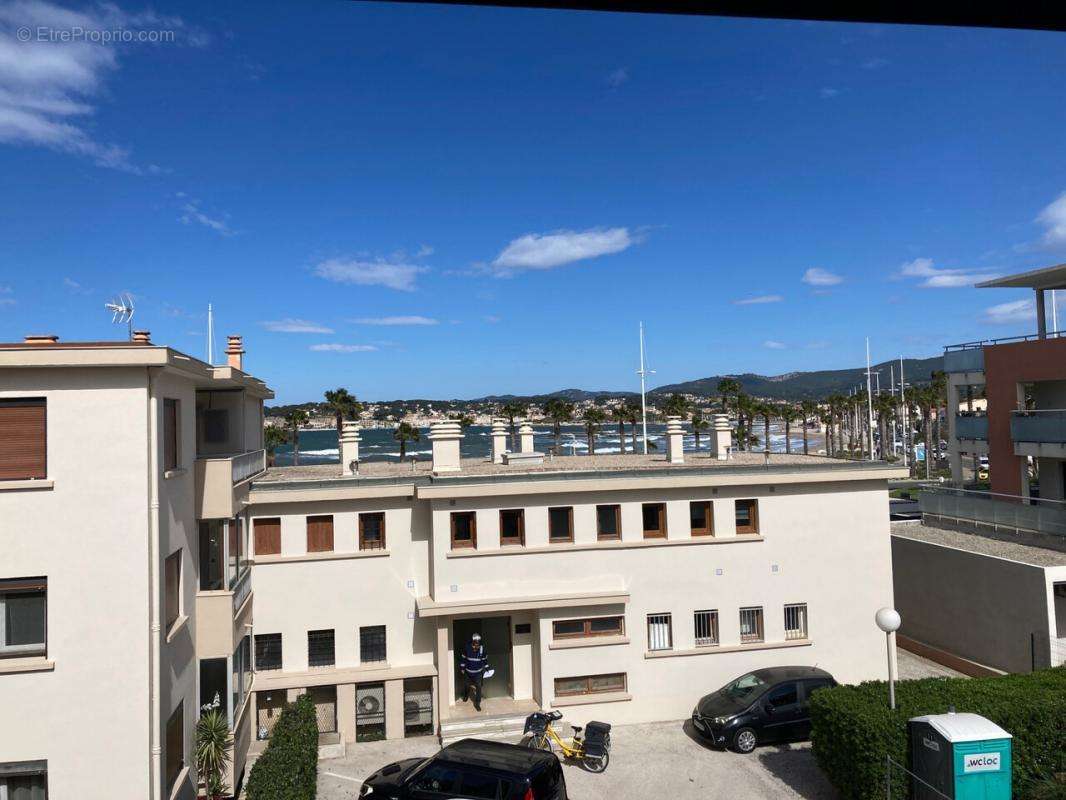 Appartement à SIX-FOURS-LES-PLAGES