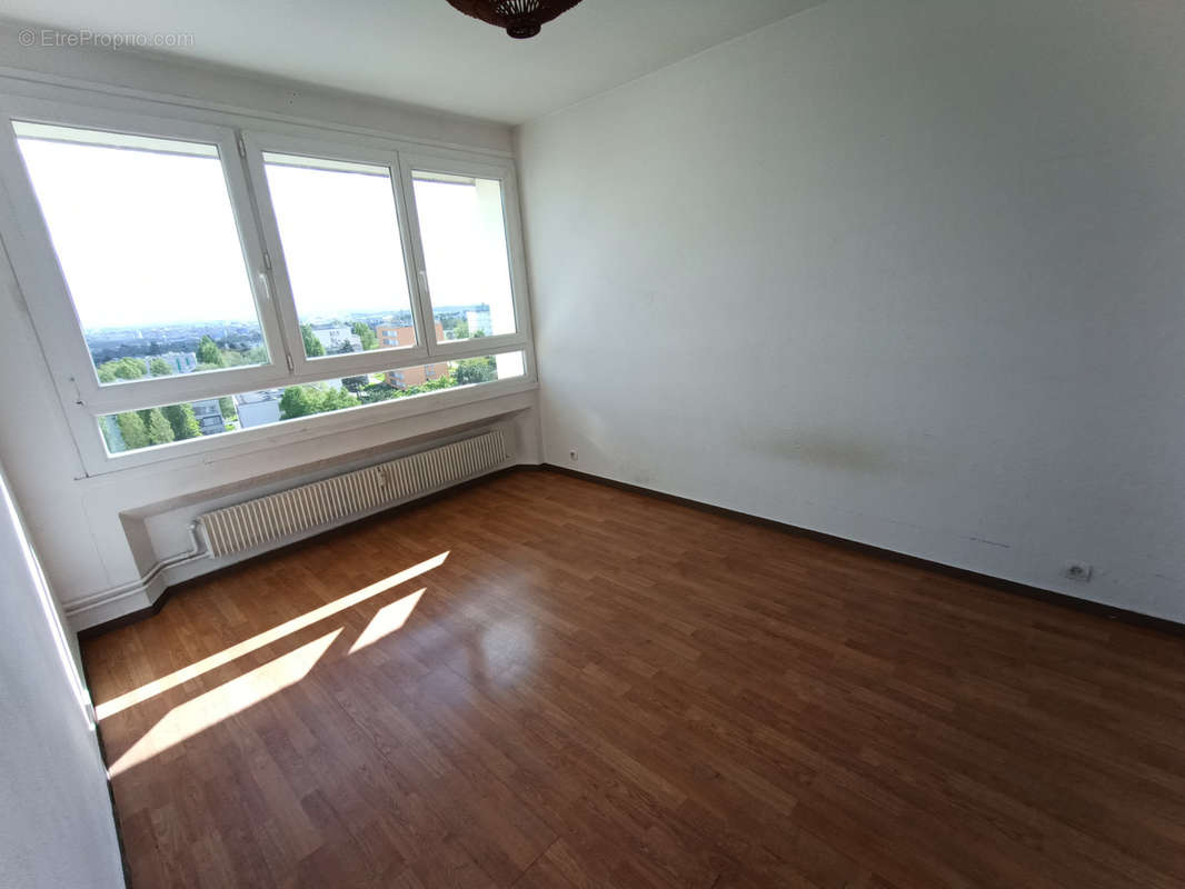 Appartement à HEROUVILLE-SAINT-CLAIR