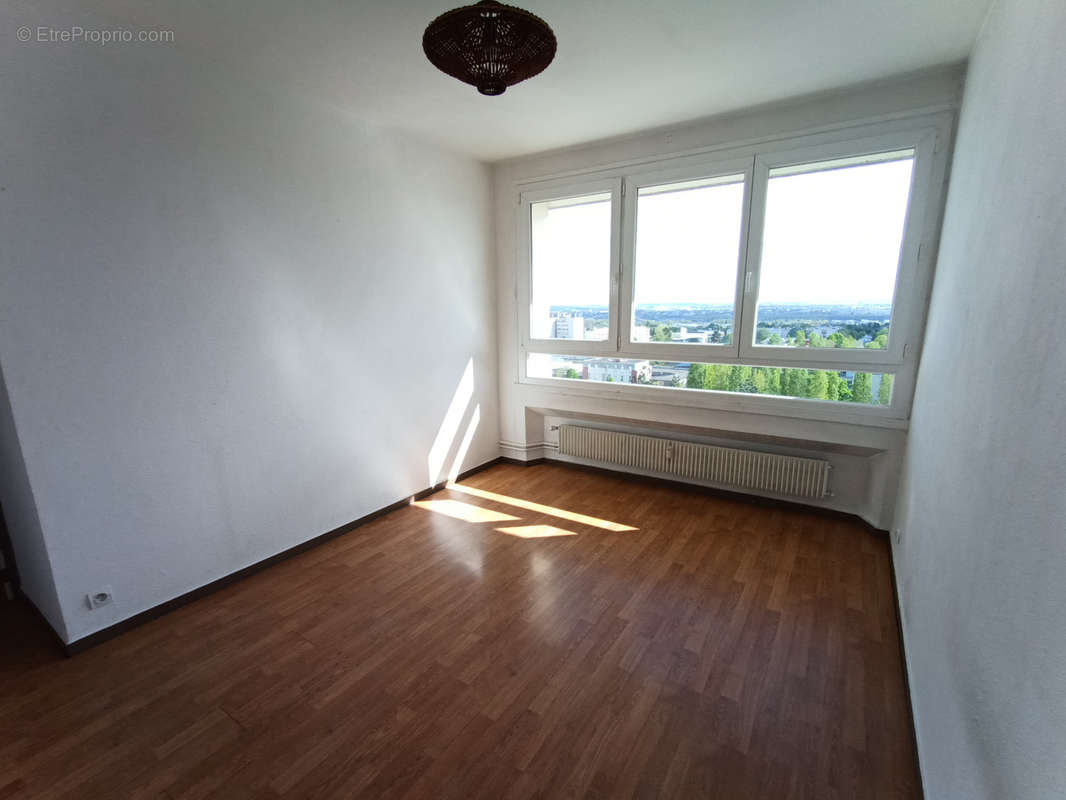 Appartement à HEROUVILLE-SAINT-CLAIR