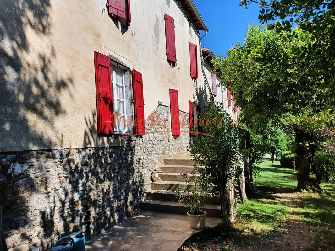 Maison à SAUMANE