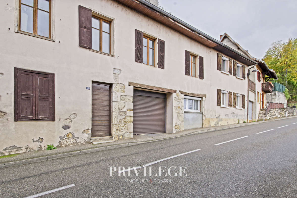 Maison à LE PONT-DE-BEAUVOISIN