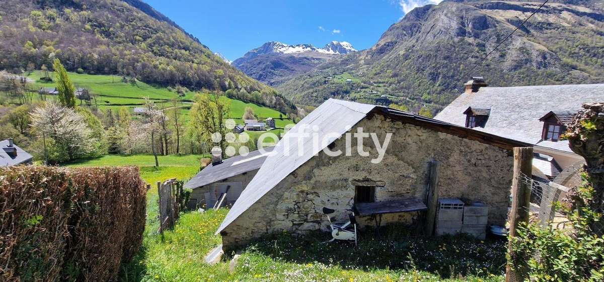 Maison à GEDRE