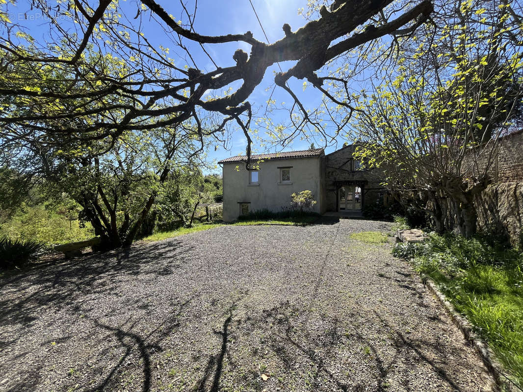 Maison à THOUARS