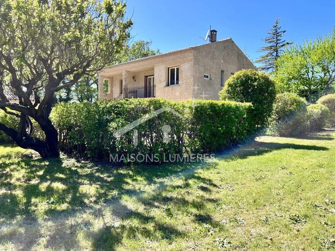 Maison à SAINT-SATURNIN-LES-APT