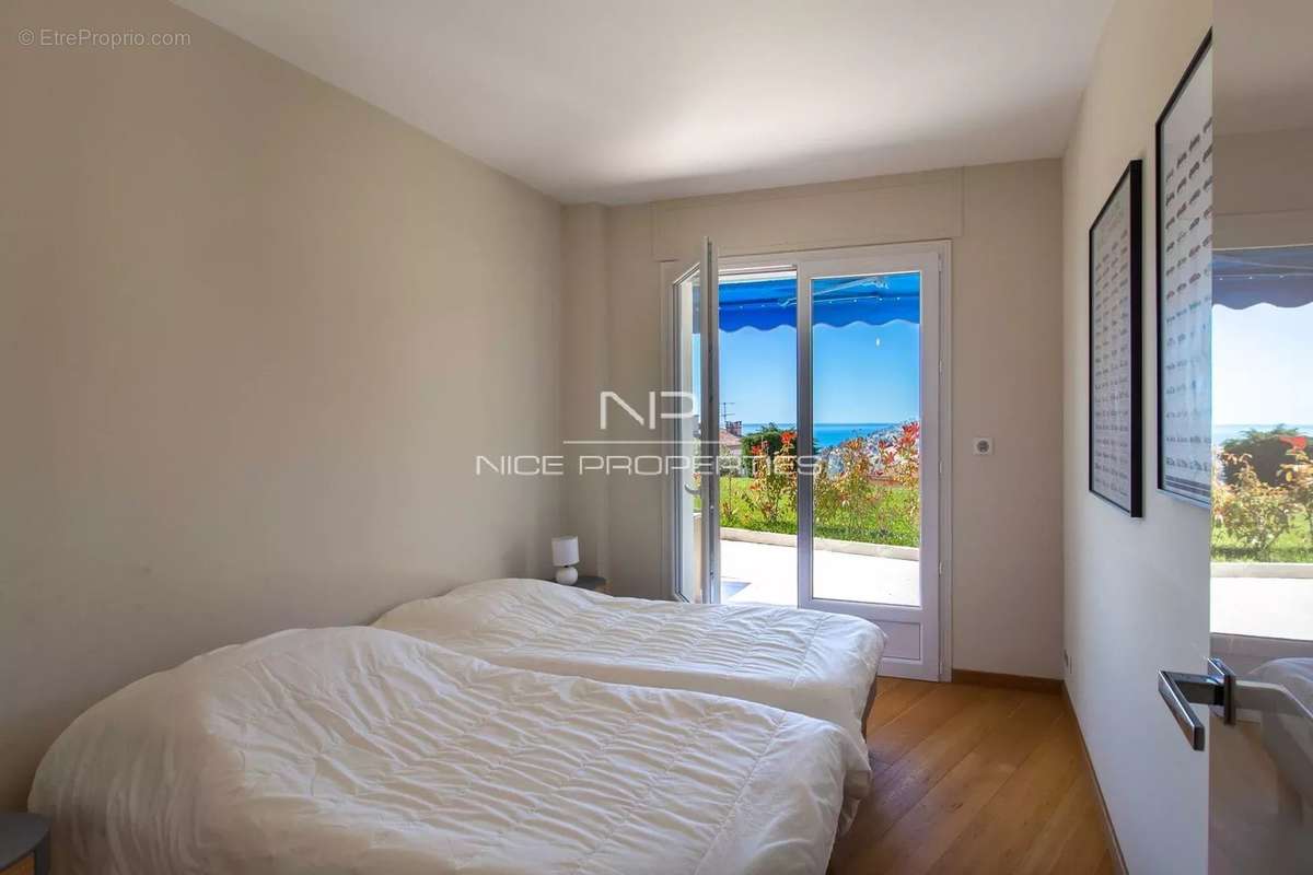 Appartement à VILLEFRANCHE-SUR-MER