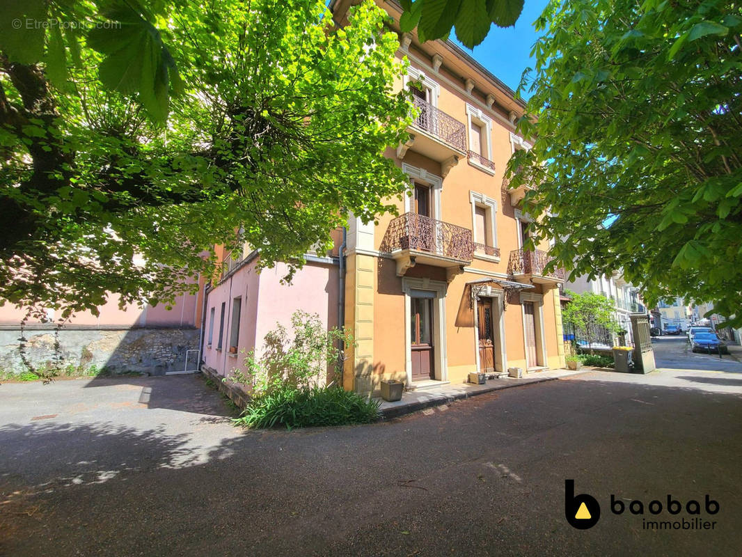 Appartement à AIX-LES-BAINS