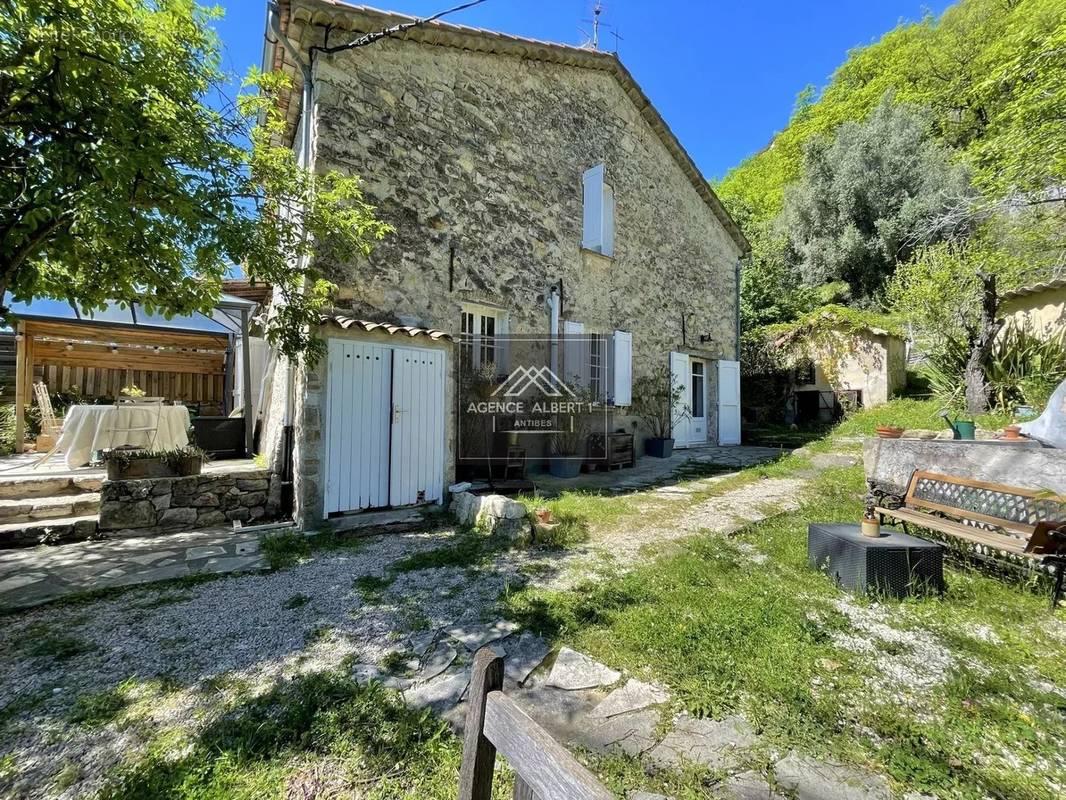 Maison à LE BAR-SUR-LOUP