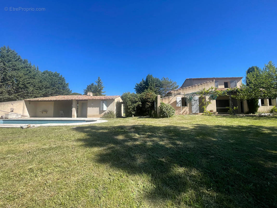 Maison à LOURMARIN