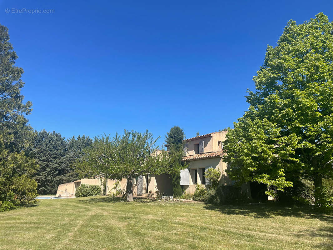 Maison à LOURMARIN