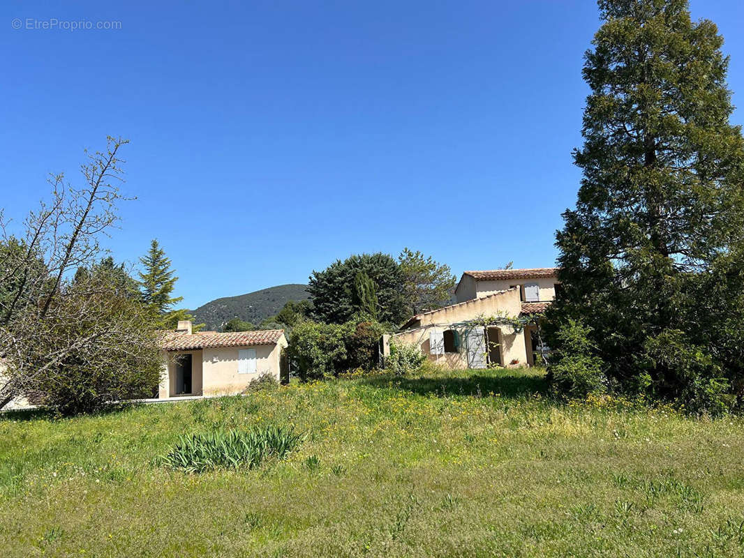 Maison à LOURMARIN