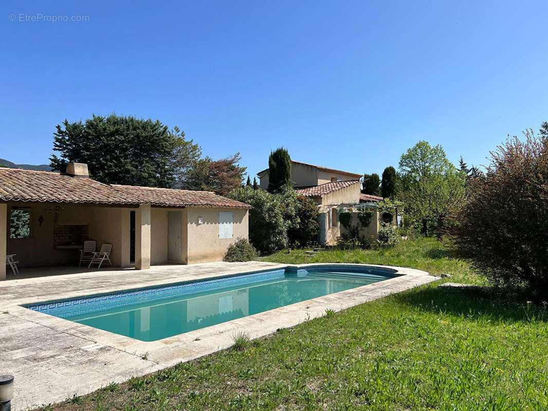 Maison à LOURMARIN