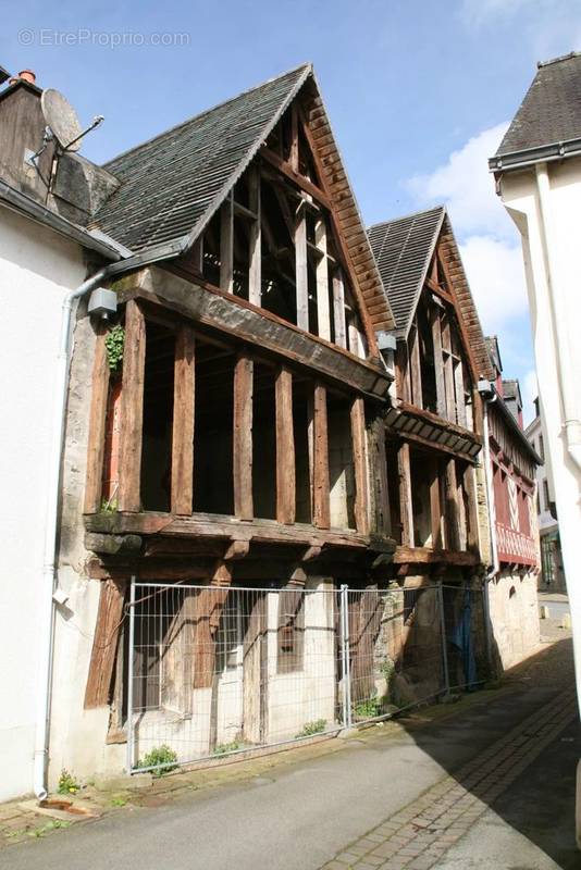 Maison à JOSSELIN