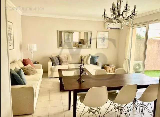 Appartement à VILLENEUVE-LOUBET