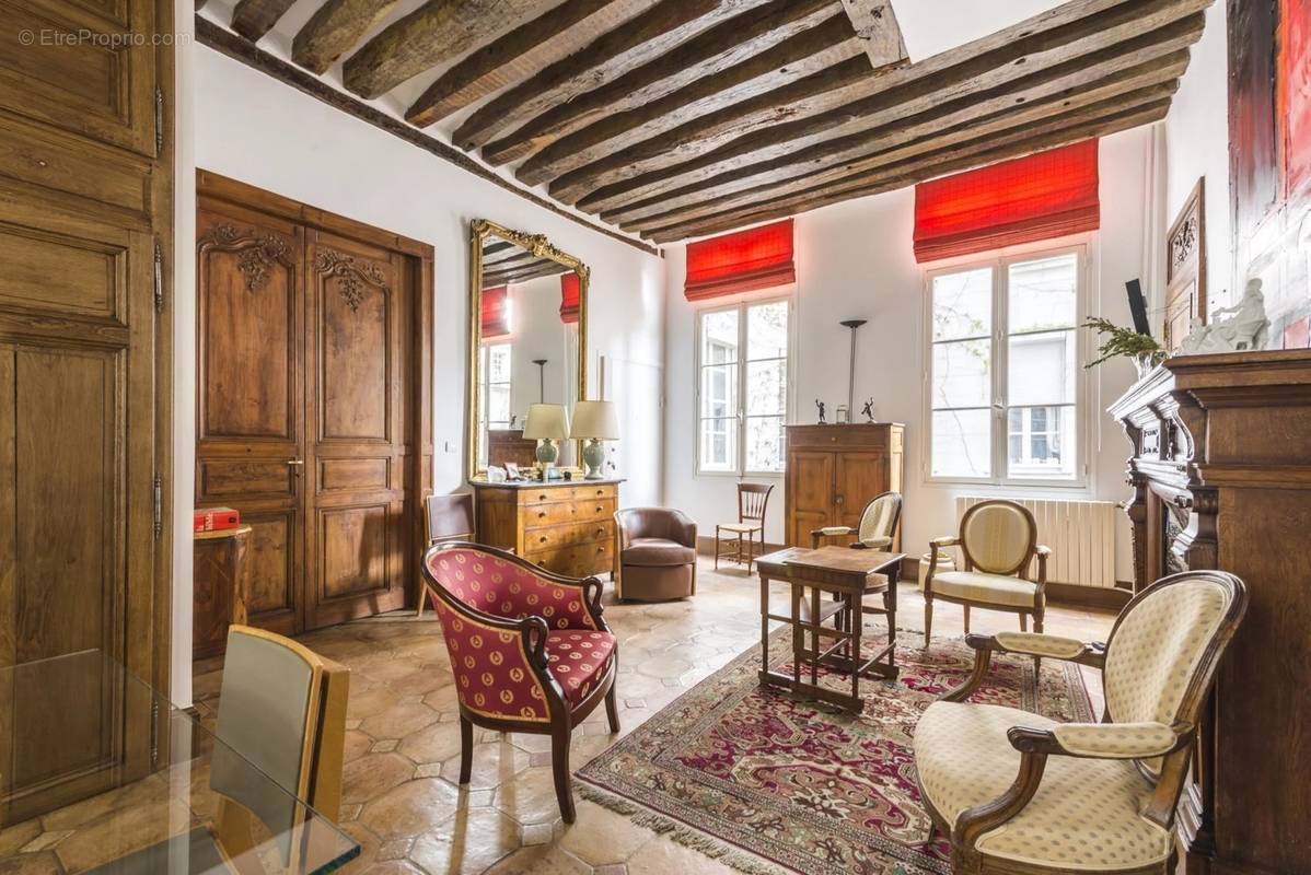 Appartement à PARIS-5E