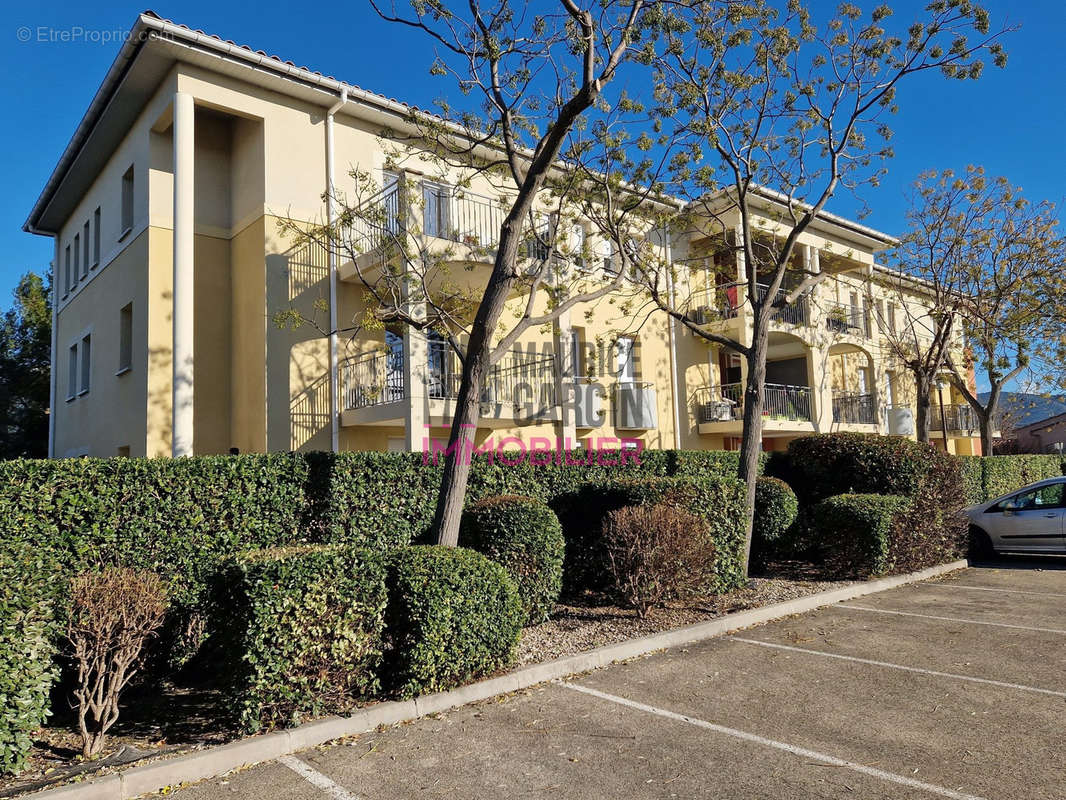 Appartement à L&#039;ISLE-SUR-LA-SORGUE