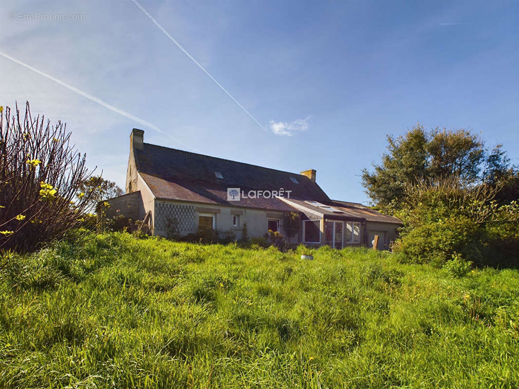 Maison à PLOZEVET