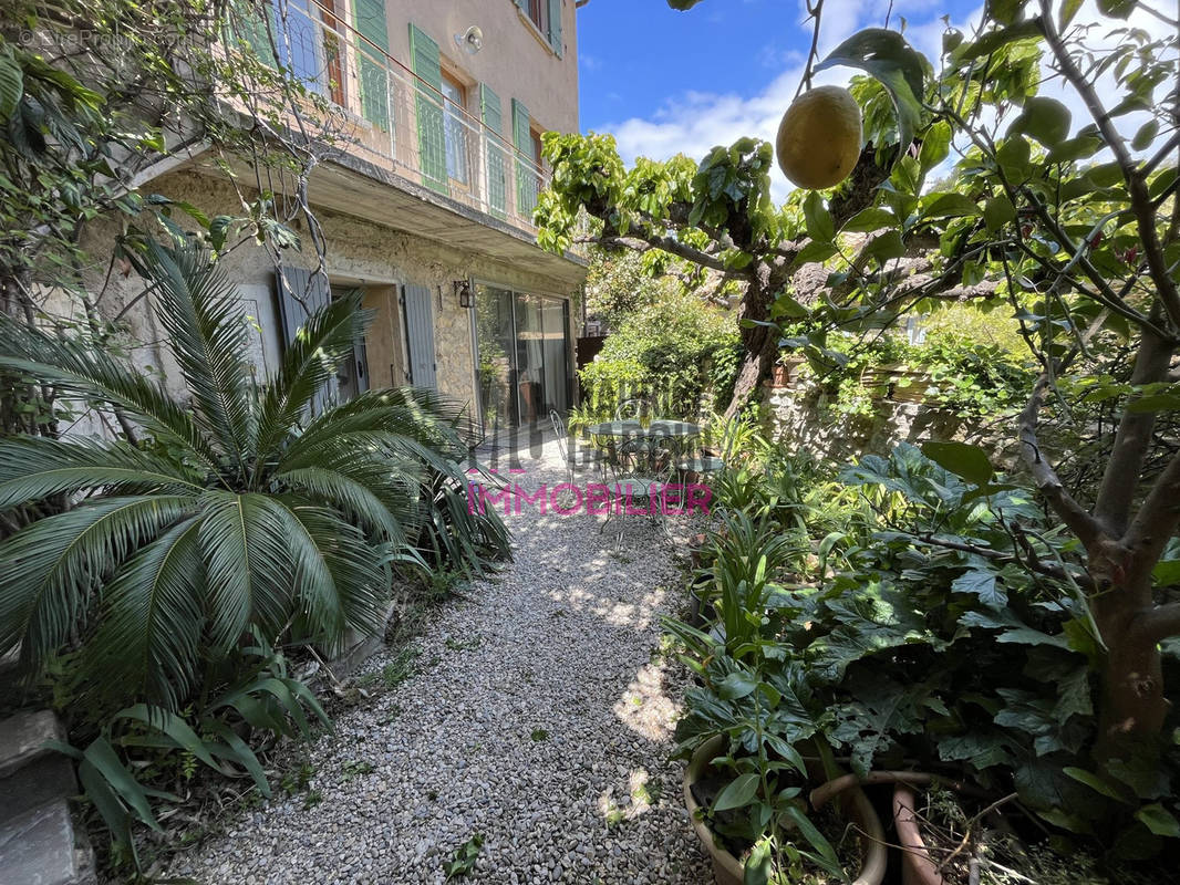 Maison à BEAUMES-DE-VENISE