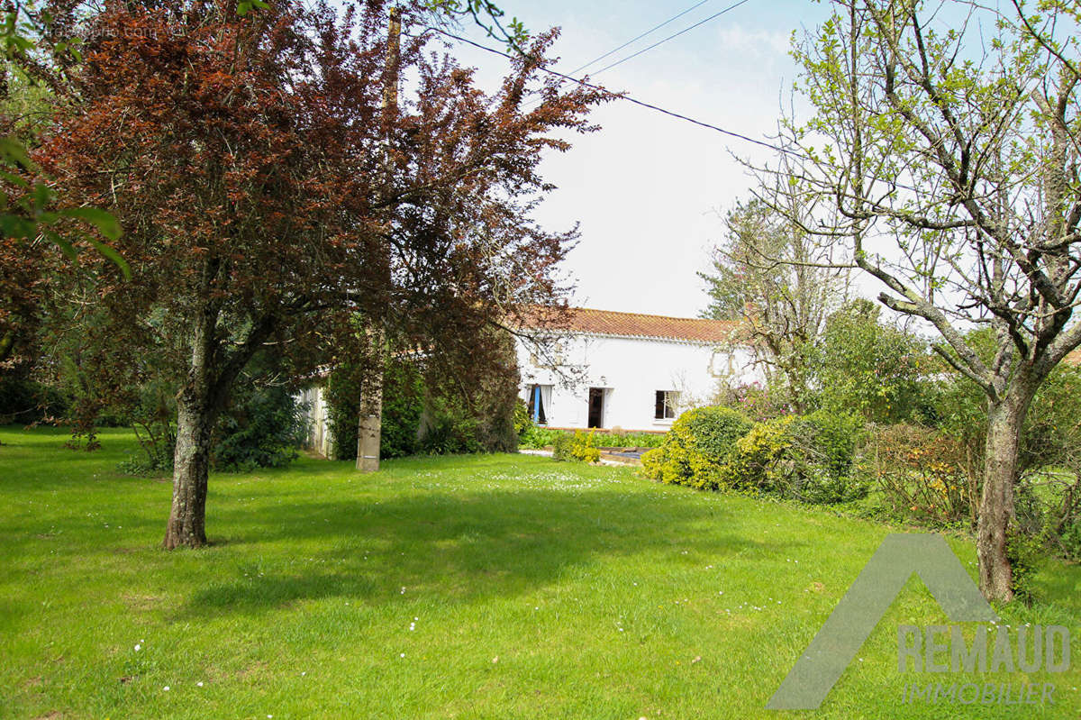 Maison à AIZENAY