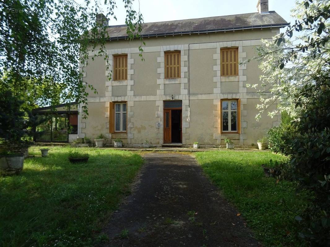 Maison à POUILLE