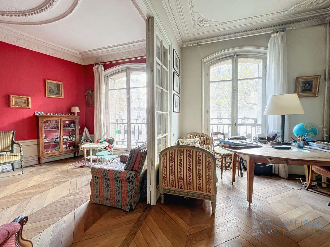 Appartement à PARIS-6E