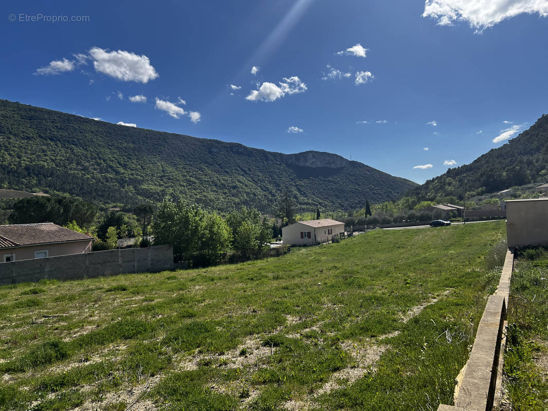 Terrain à PIERRELONGUE