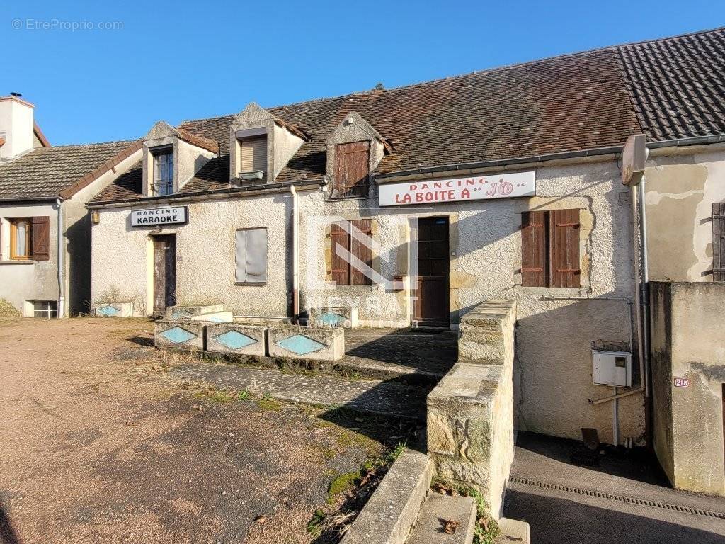 Maison à LA GUICHE