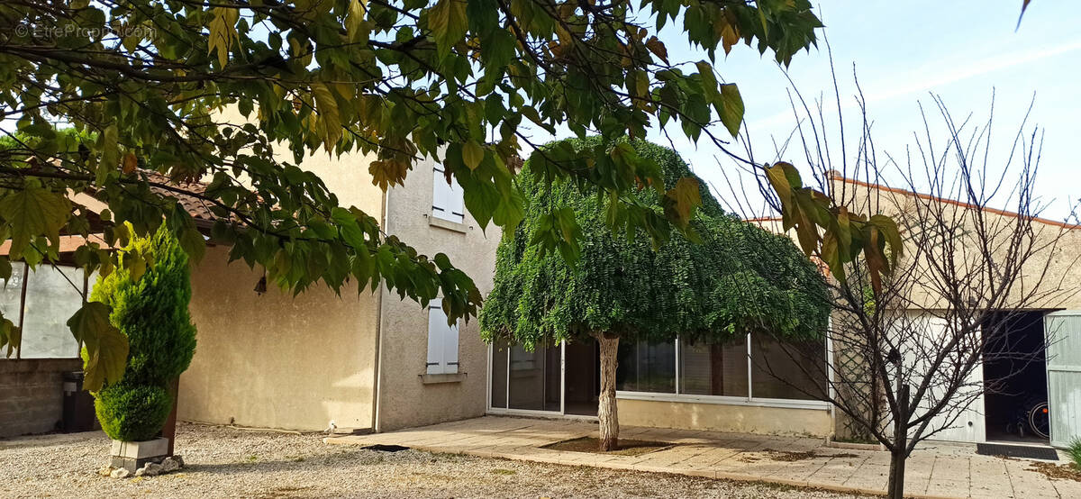 Maison à CHATEAUBERNARD