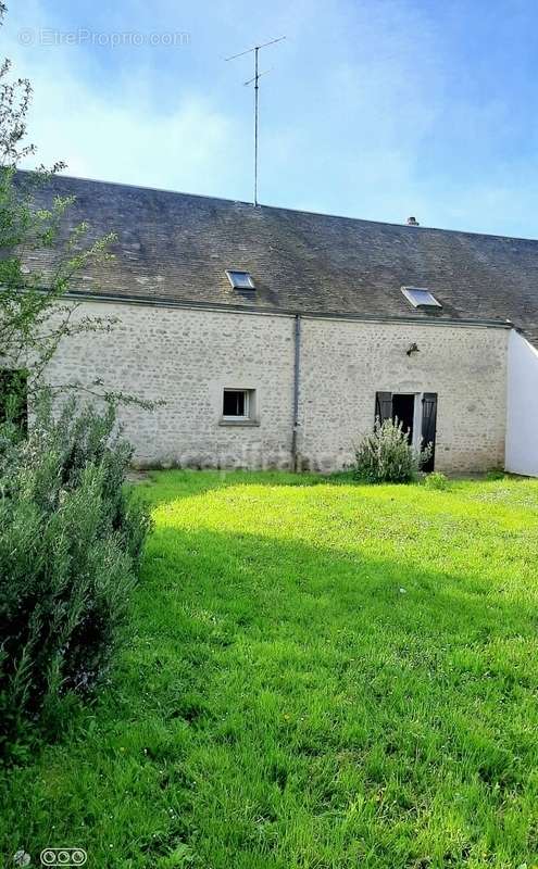 Maison à VILLAMPUY