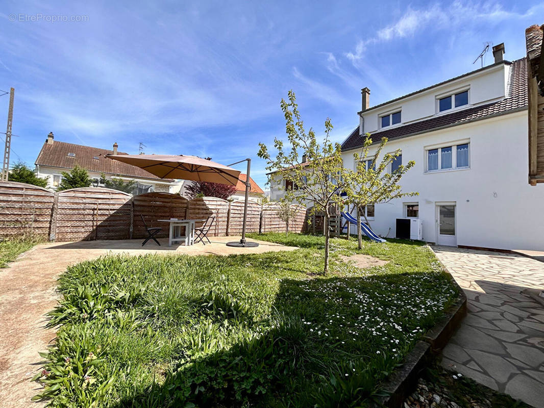 Maison à CARRIERES-SOUS-POISSY