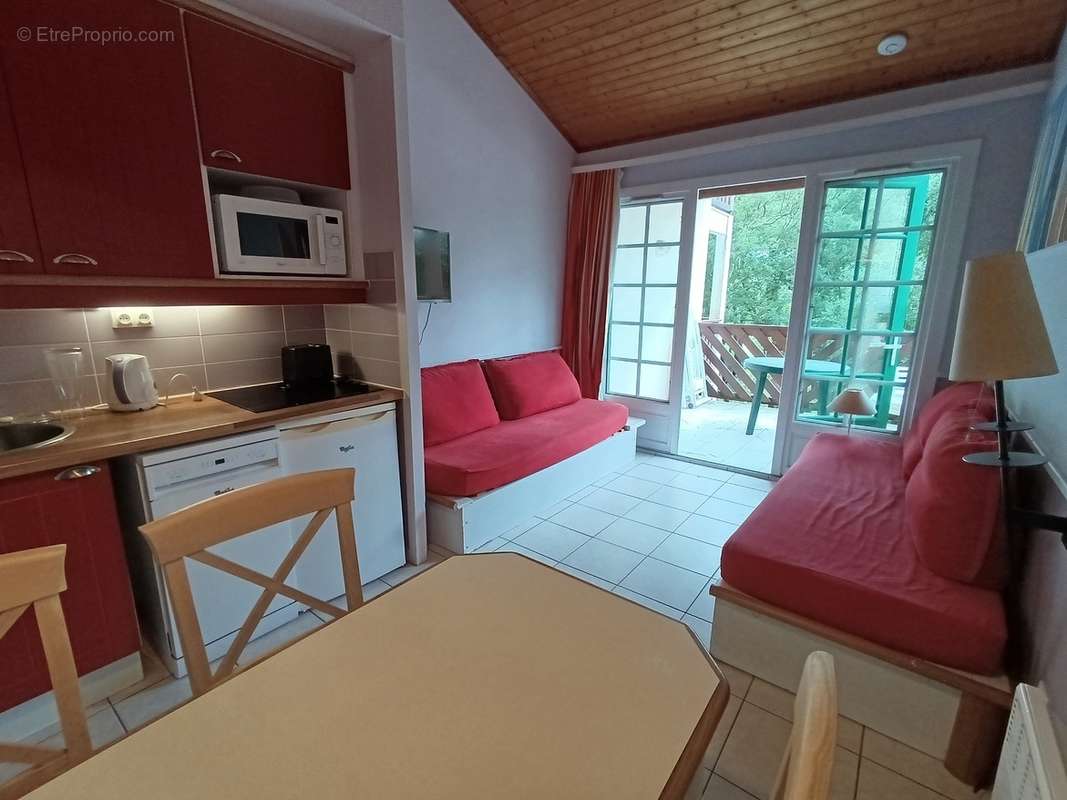 Appartement à MOLIETS-ET-MAA