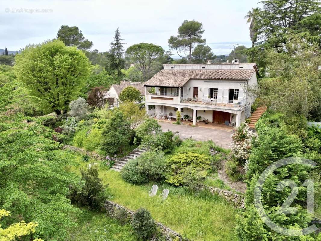 Maison à MOUGINS