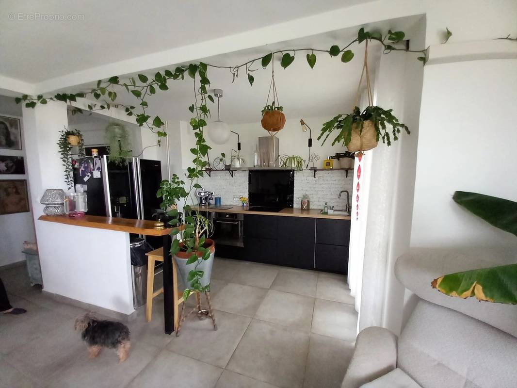 Appartement à MARSEILLE-8E