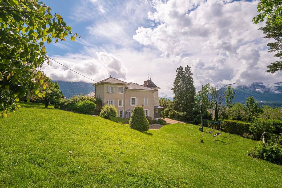 Maison à SAINT-JEAN-DE-MOIRANS