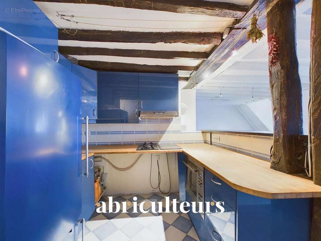 Appartement à PARIS-2E