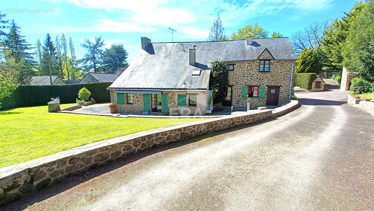 Maison à LE BOURGNEUF-LA-FORET