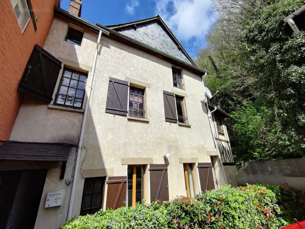 Maison à BRIONNE