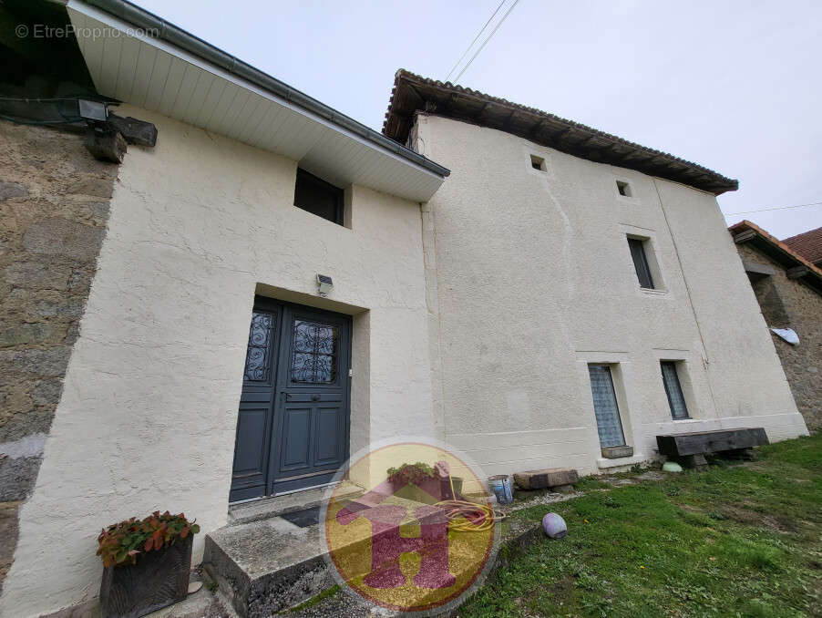 Maison à ORADOUR-SUR-GLANE