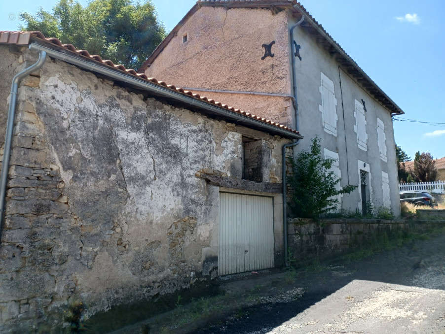 Maison à SAINT-CLAUD