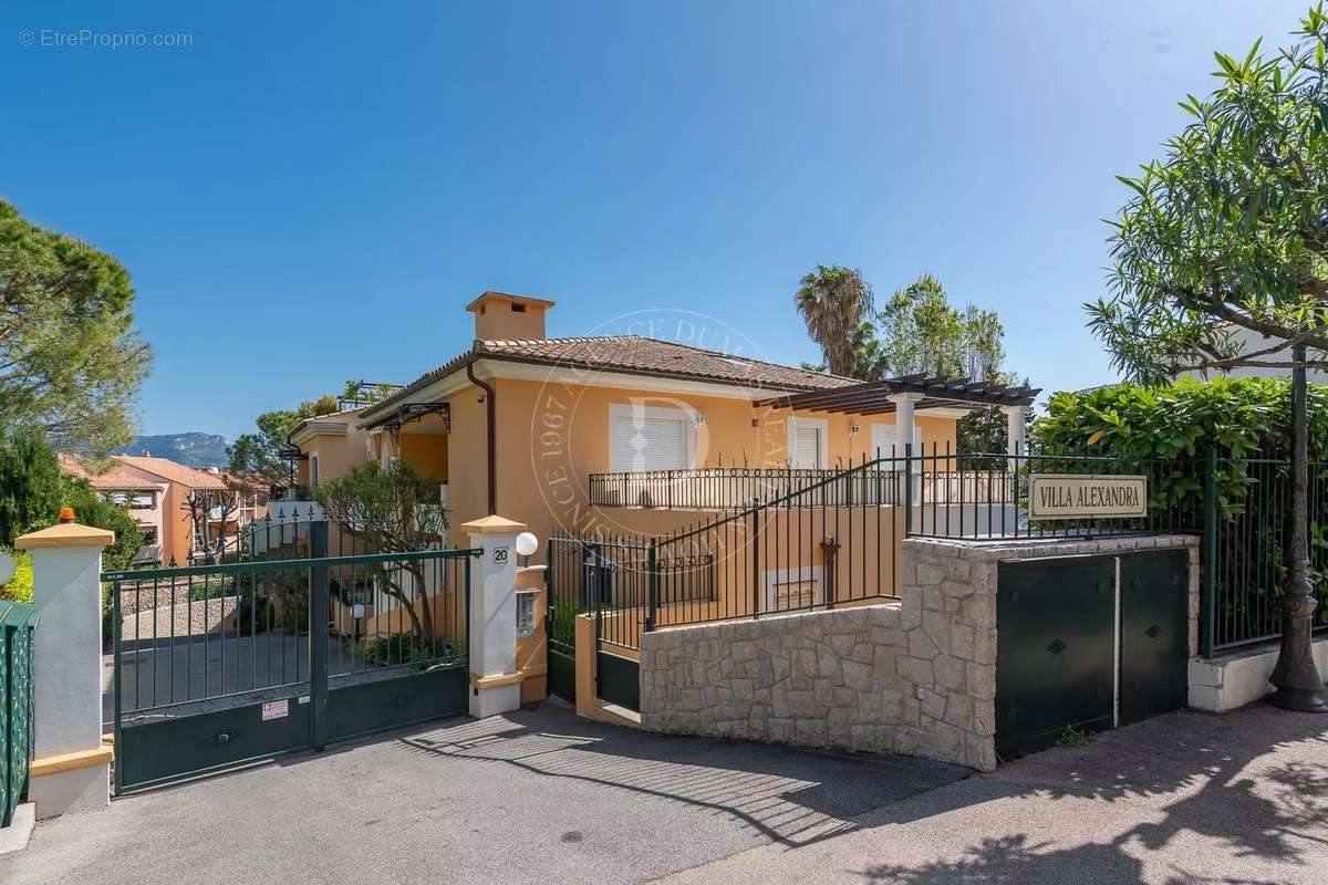 Appartement à SAINT-JEAN-CAP-FERRAT