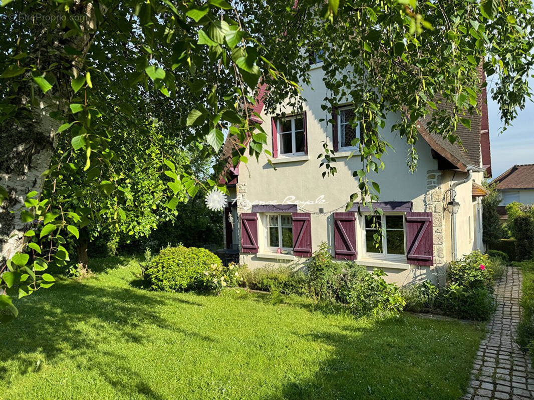 Maison à AIGREMONT