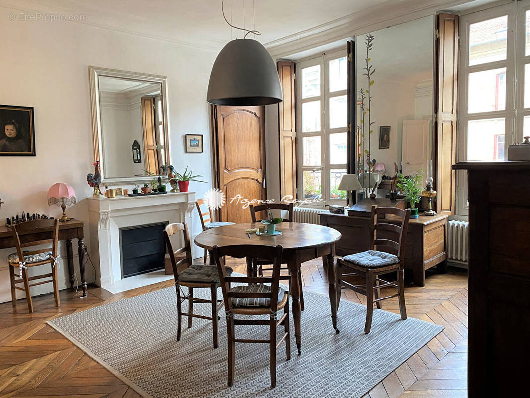 Appartement à SAINT-GERMAIN-EN-LAYE