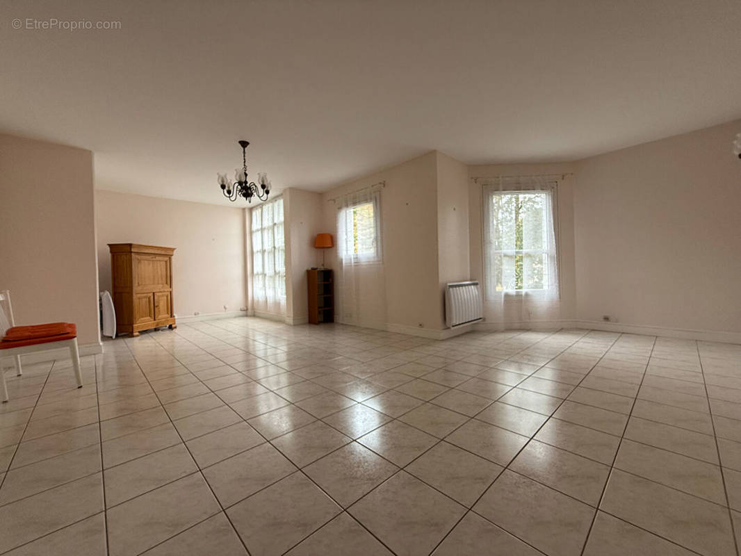 Appartement à VILLEJUIF